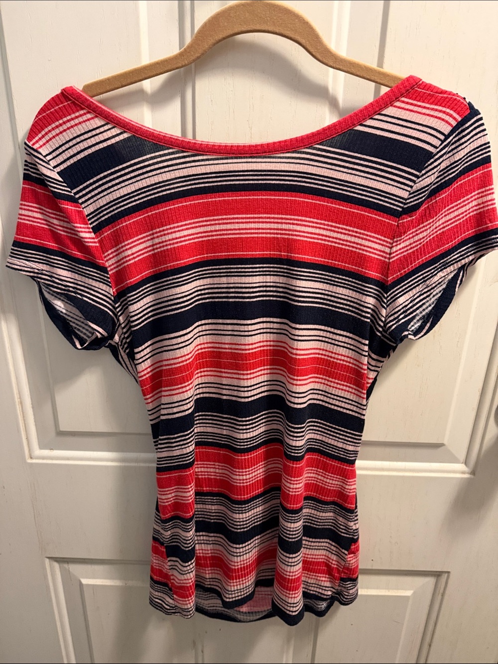VENUS women’s Red Navy Striped Short Sleeve Top